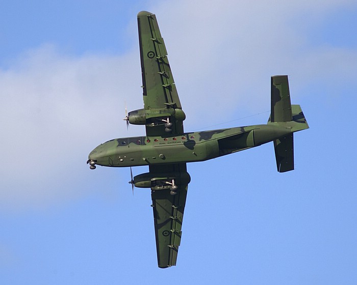 dhc-4_raaf01.jpg