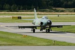 J 32 Lansen taxiing back