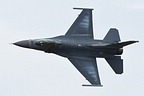 F-16 Viper Demo knife edge pass