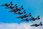 Frecce Tricolori tight 10-ship formation